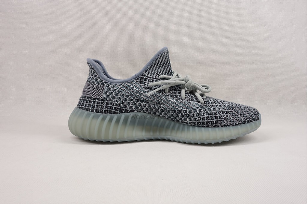 yeezy boost 350 v2 ash blue