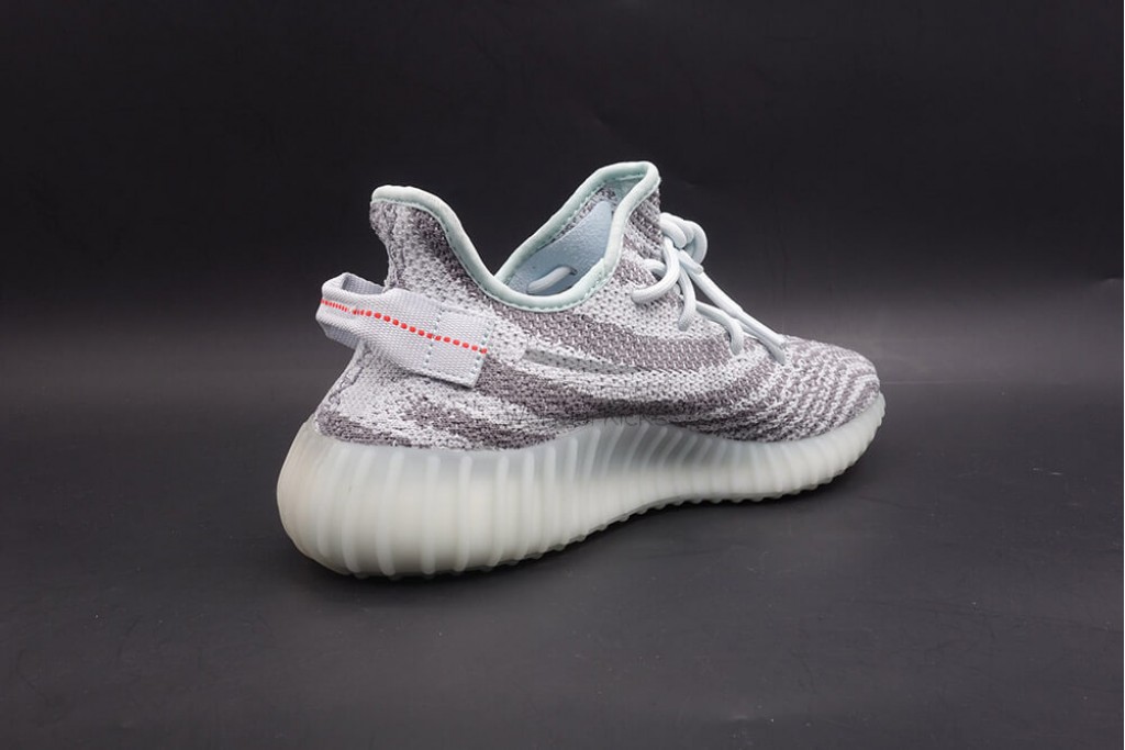 yeezy boost 350 v2 blue tint