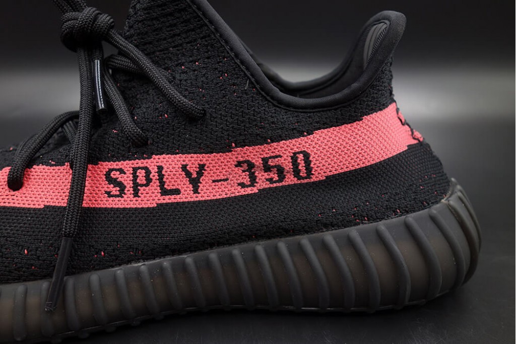 yeezy boost 350 v2 core black red