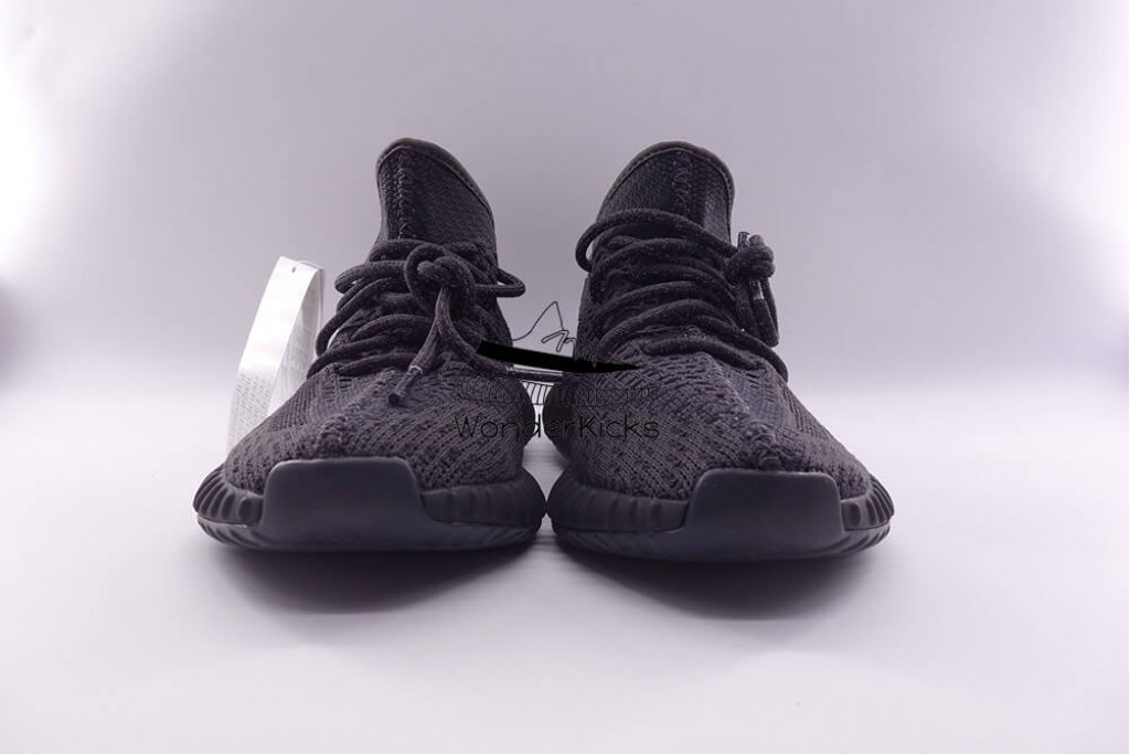 yeezy boost 350 v2 black (non-reflective)