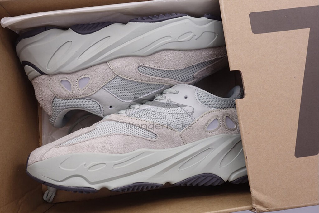 yeezy boost 700 salt