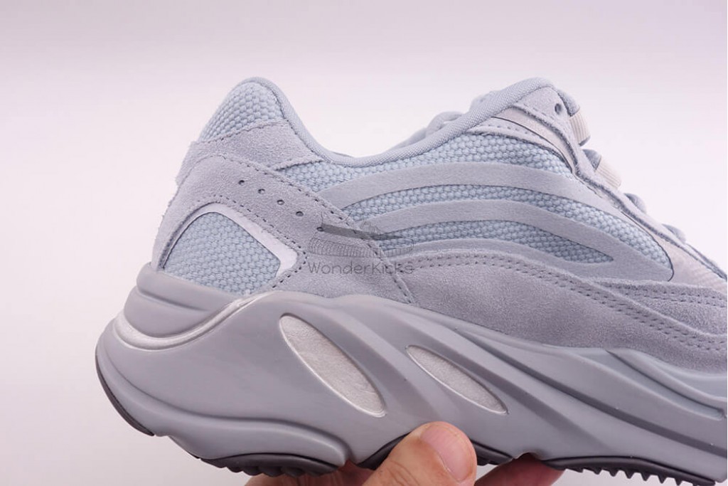 yeezy boost 700 v2 hospital blue