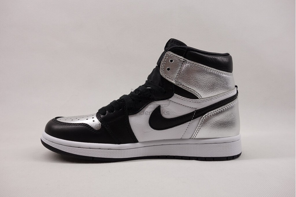 air jordan 1 retro high silver toe