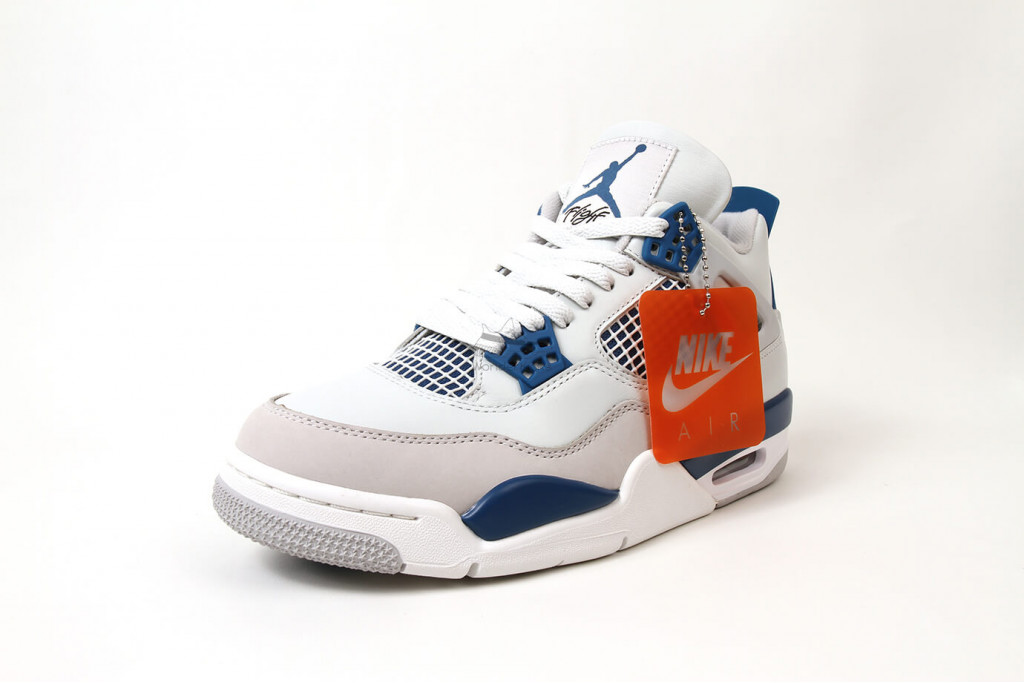 air jordan 4 retro military blue (2024)