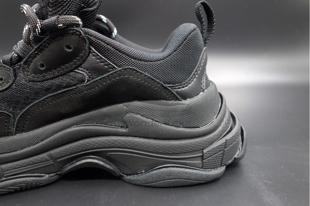 bc triple s trainer all black