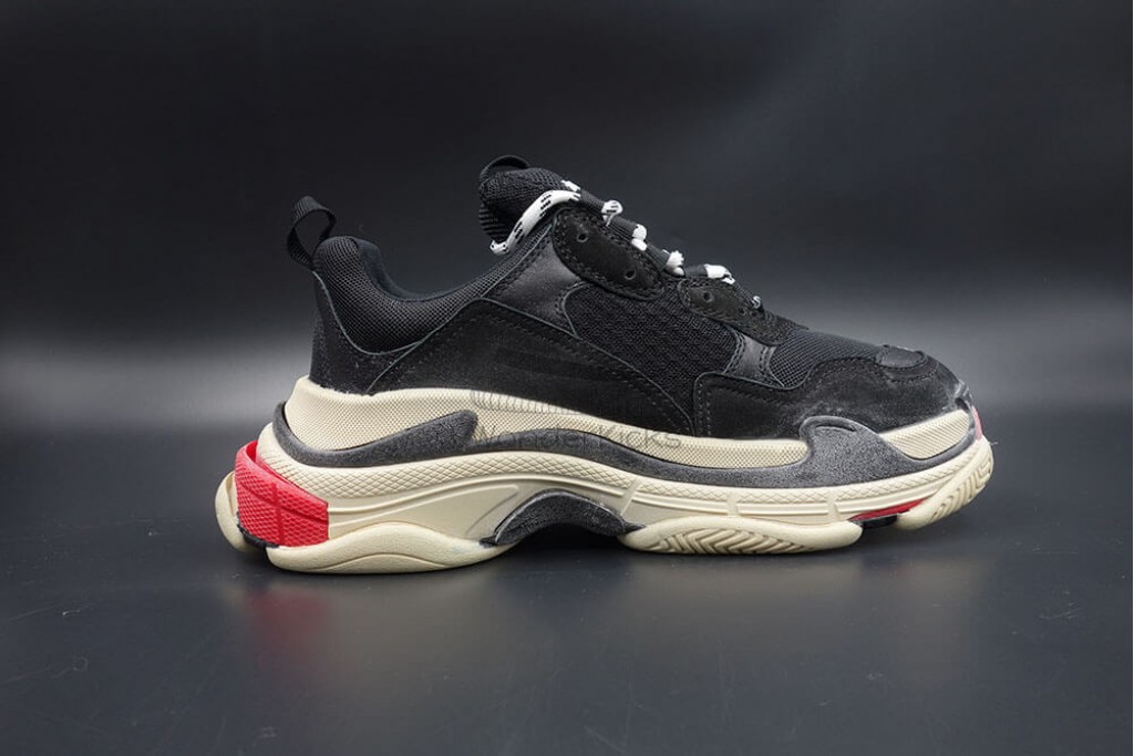 bc triple s trainer black white red