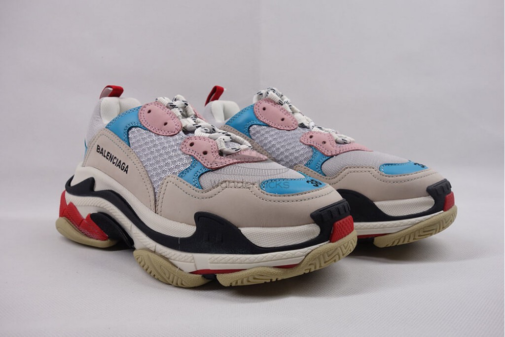 bc triple s trainer white blue pink