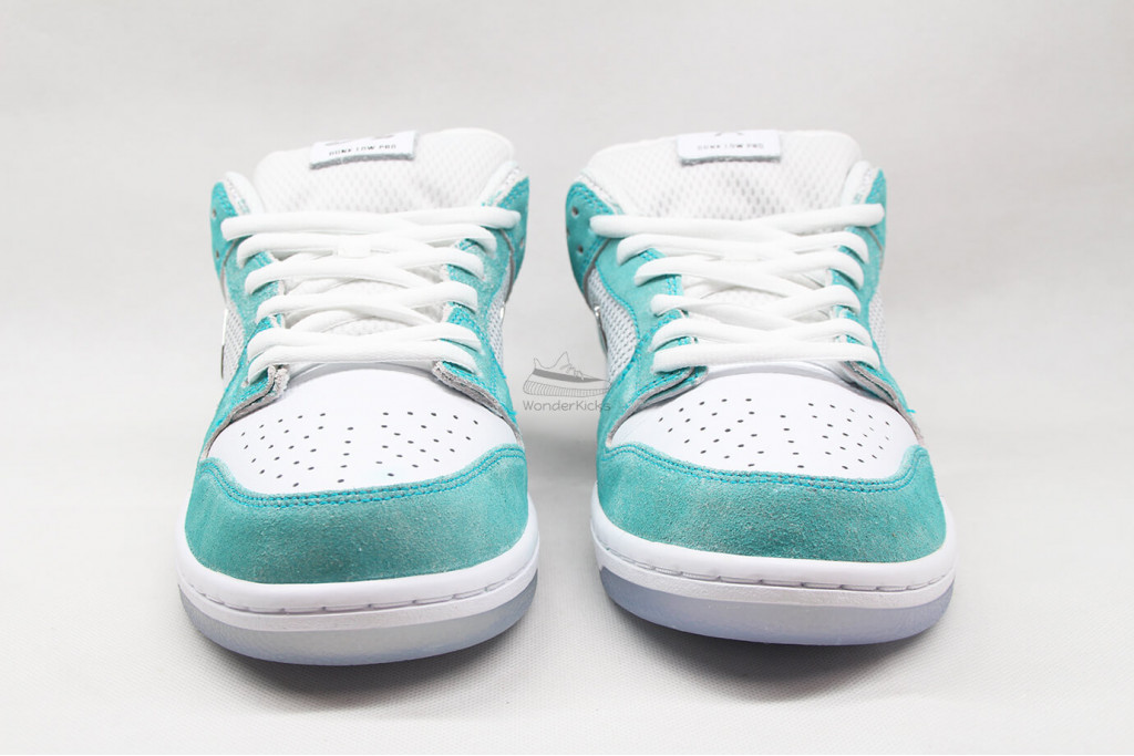 sb dunk low april skateboards