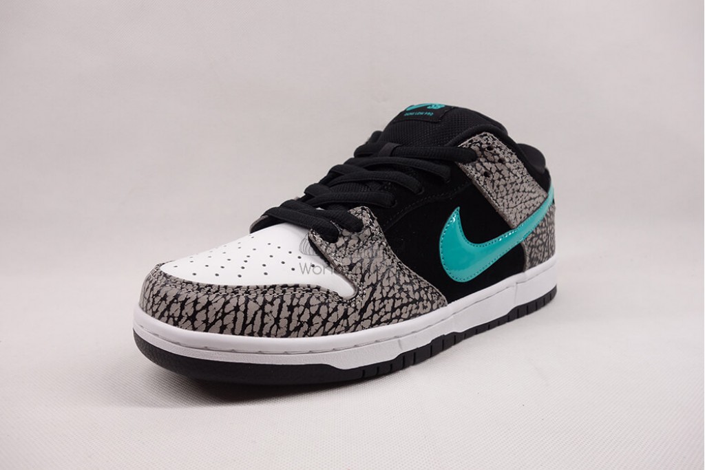 sb dunk low atmos elephant