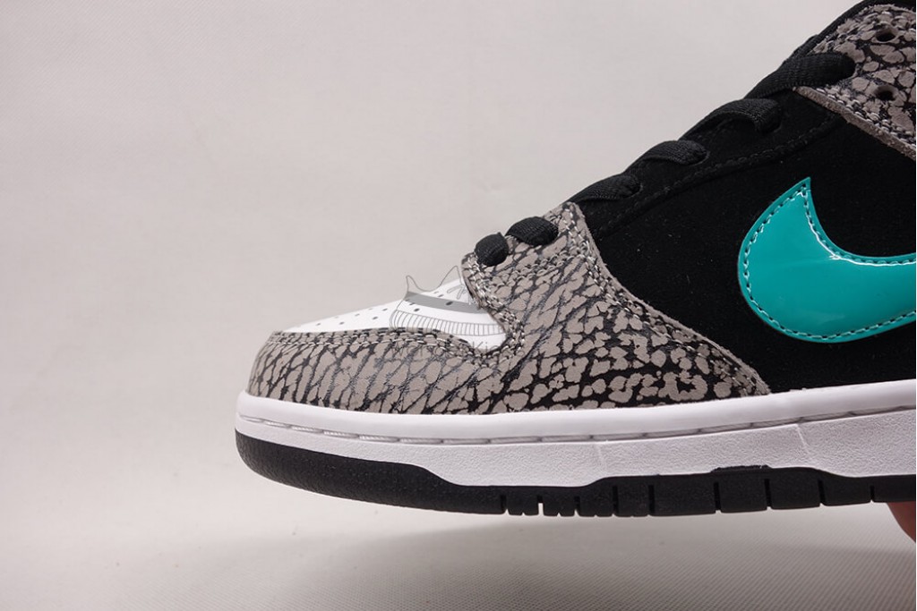 sb dunk low atmos elephant