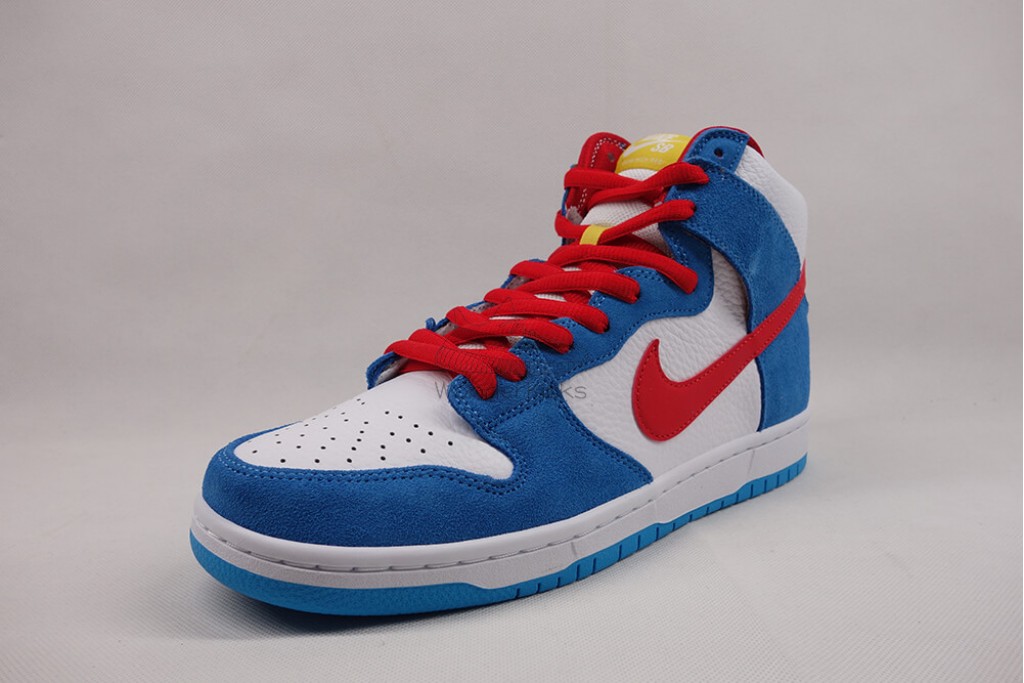 dunk sb high doraemon