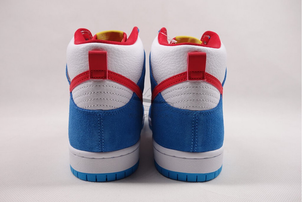 dunk sb high doraemon