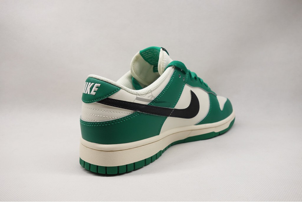 dunk low se lottery pack malachite green