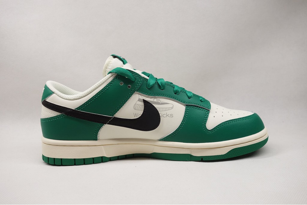 dunk low se lottery pack malachite green