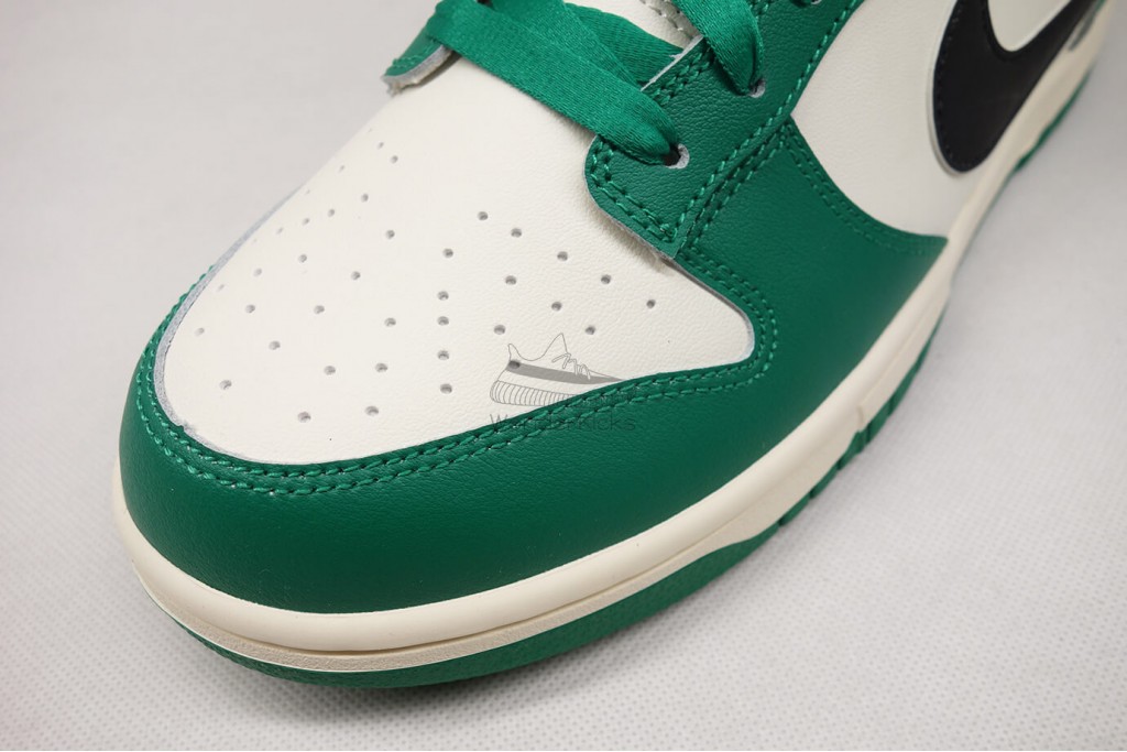 dunk low se lottery pack malachite green